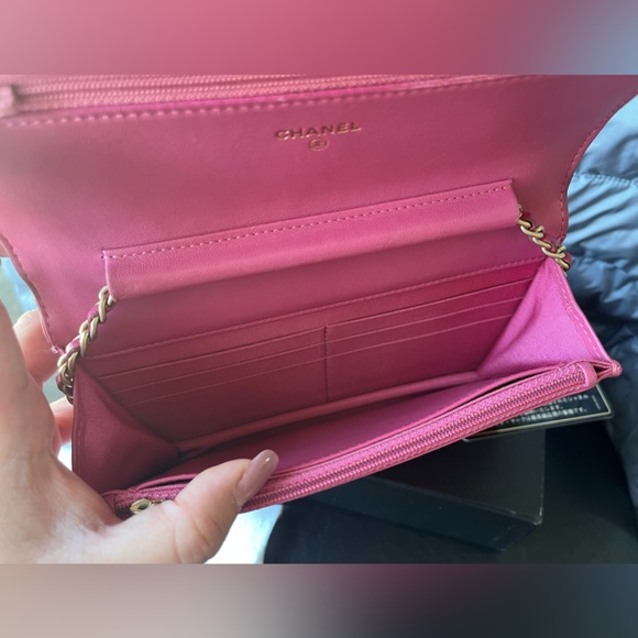 Chanel WOC GHW in lamb skin pink - Picture 11 of 17